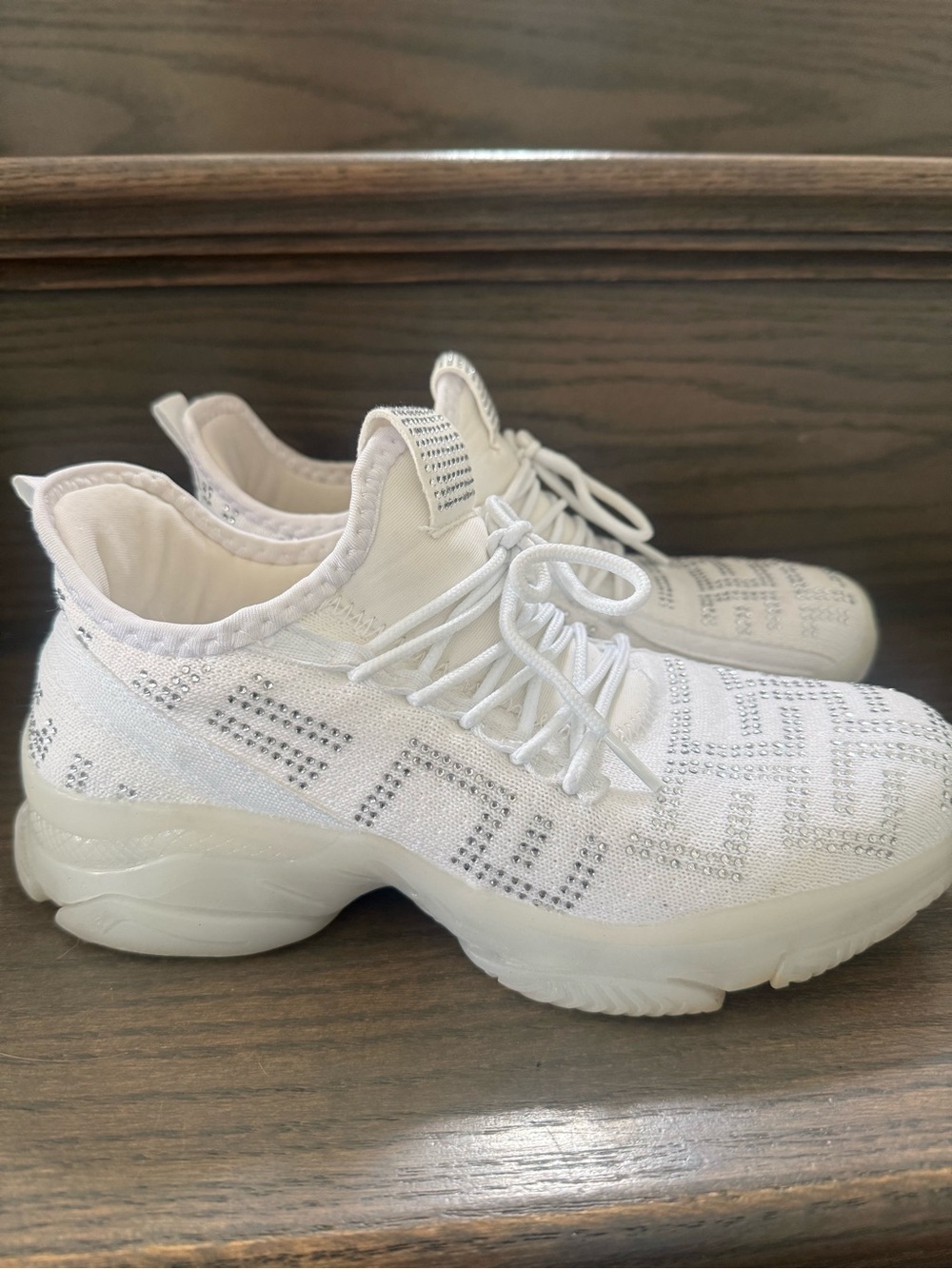Women's white cloudair sneakers size 7